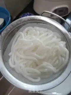 Make Shrimp sauce and potatoes step 4