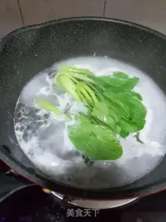 Make Shrimp sauce and potatoes step 5