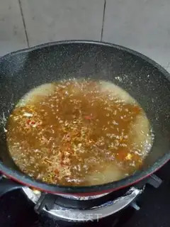 Make Shrimp sauce and potatoes step 8