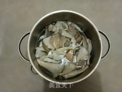 Make Softly fried mushrooms step 4