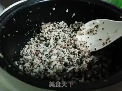 Make Three-coloured Quinoa step 2