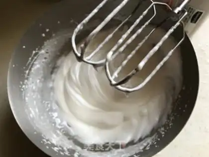 Make Fruit hug cake step 5