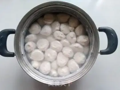 Make Homemade fishballs step 8