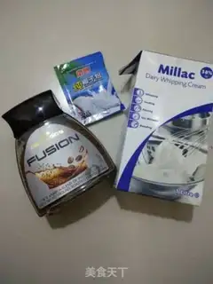 Make Cream of coconut milk step 0