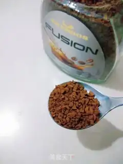 Make Cream of coconut milk step 1