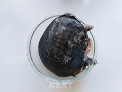 Make Seafish soup step 1