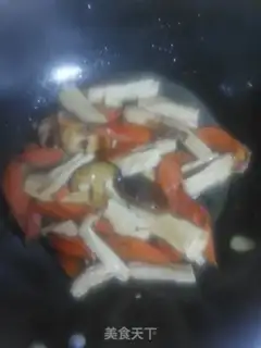 Make Scrambled mushrooms step 8
