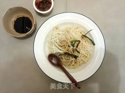 Make Onion noodles step 5