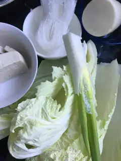Make Sour cabbage tofu step 0
