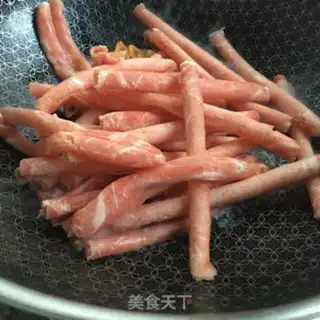 Make Onion fried beef rolls step 5