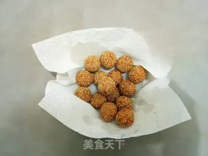 Make Potato ashball step 9