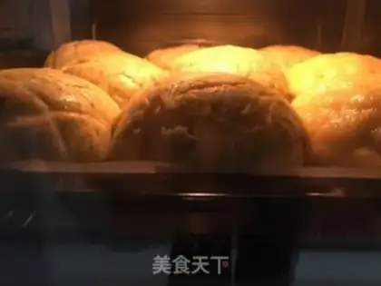 Make Porridge pineapple buns step 15