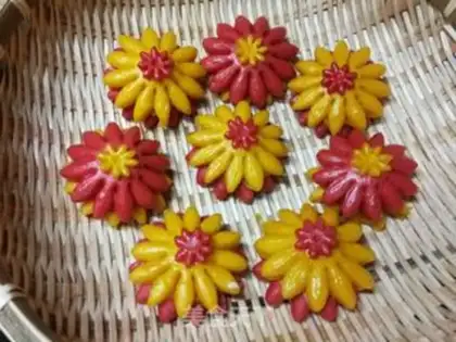 Make Cute flower step 10