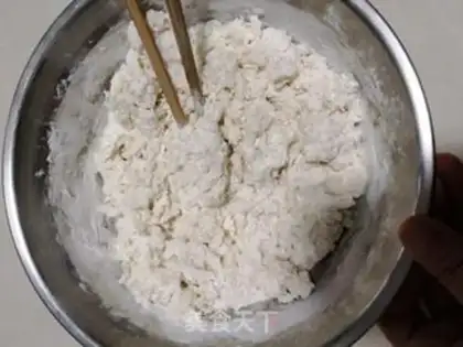 Make An egg box of celery step 3
