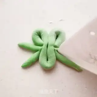 Make Flower buns step 21