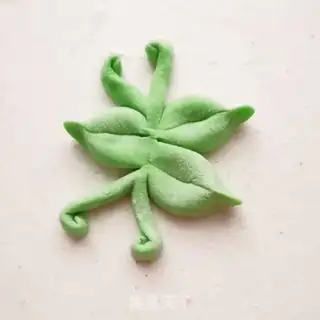 Make Flower buns step 25