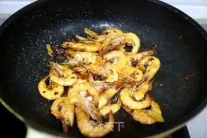 Make A big shrimp fan step 2