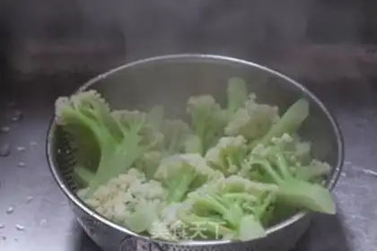Make Spicy cabbage step 4