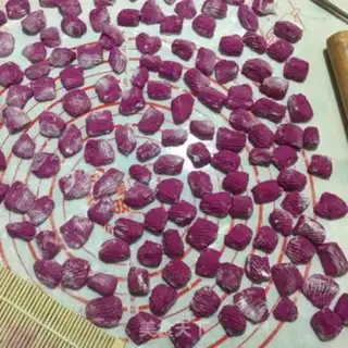 Make Flamingo cat ears step 12