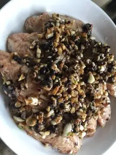 Make Garlic beans, steamed chicken wings step 9
