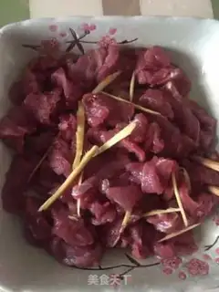 Make Onion beef step 1