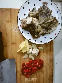 Make Spicy fish step 1