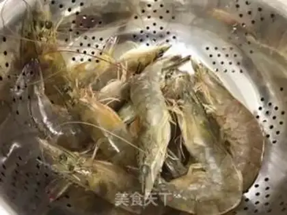 Make Strawberry shrimp step 0
