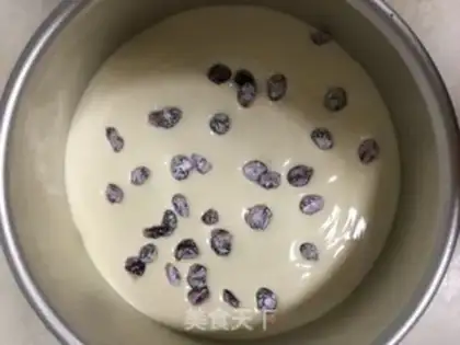 Make Cranberry steam cake step 7