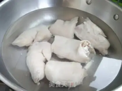 Make Pig hoof and soybeans step 2