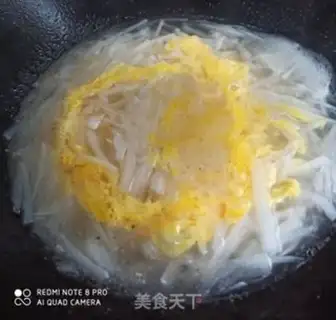 Make radish egg soup step 4