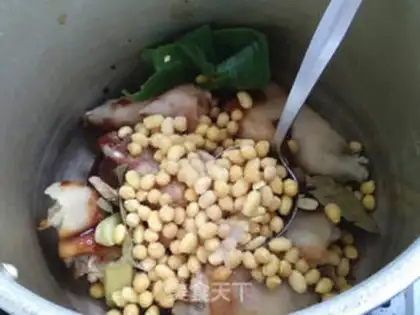 Make Pig hoof and soybeans step 7