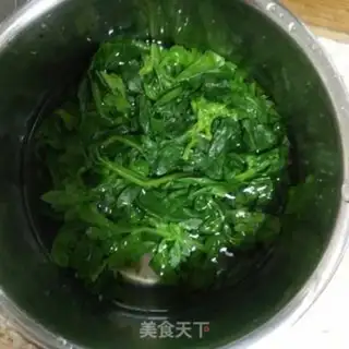 Make Egg silk, spinach step 0