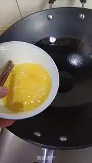 Make Homemade tomato fried eggs step 0