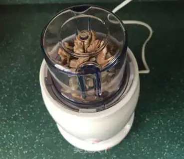 Make walnut sesame powder step 6