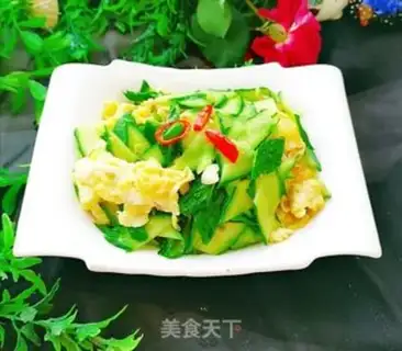 Make cucumber fried eggs step 9