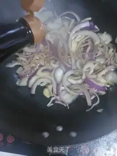 Make Onion fried eggs step 5