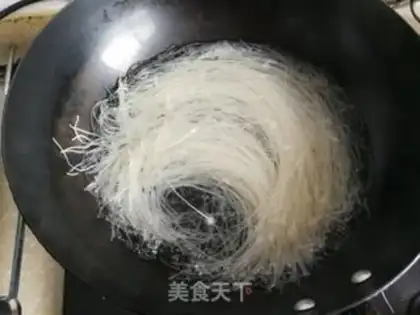 Make Meatball noodle step 2