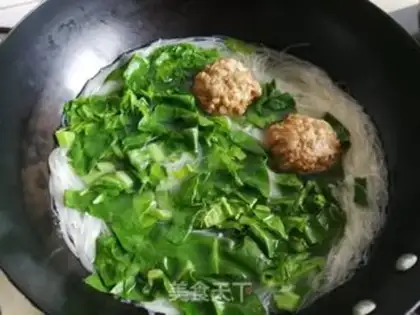 Make Meatball noodle step 3