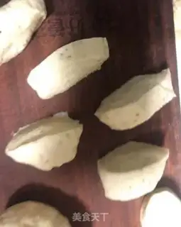 Make Sesame eggs bag step 1