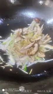 Make Fry onions for black fish step 3