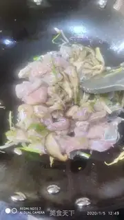 Make Fry onions for black fish step 4