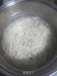Make Sour noodle with mushroom sauce step 6