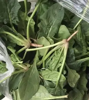 Make Thousands of spinach step 0