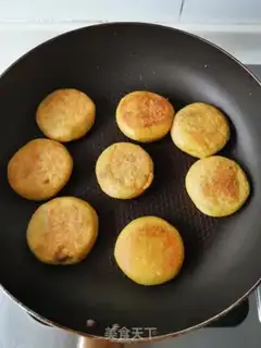 Make Sticky bean buns step 6
