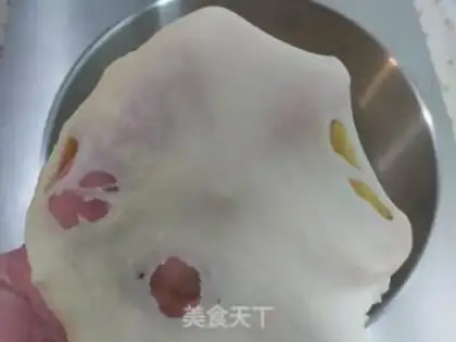 Make Milky hands tore toast step 2