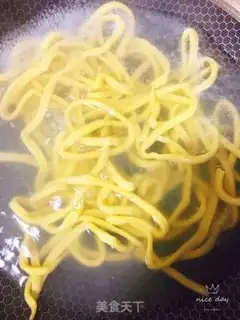 Make Black pepper steak pasta step 2