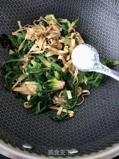 Make Thousands of spinach step 18