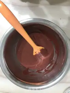 Make Mango with cream chocolate cake step 4
