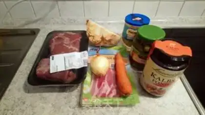 Make Red beef rolls step 0