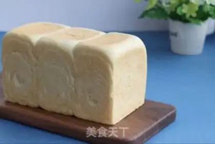 Make Milky hands tore toast step 16